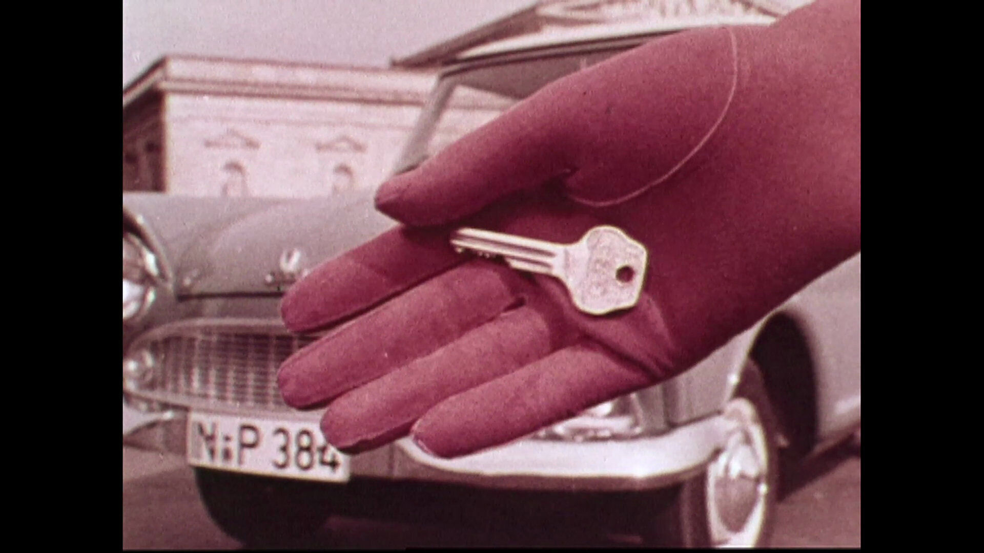 Historical commercial of DKW/Auto Union: "DKW Junior: The key to your happiness” (1959)