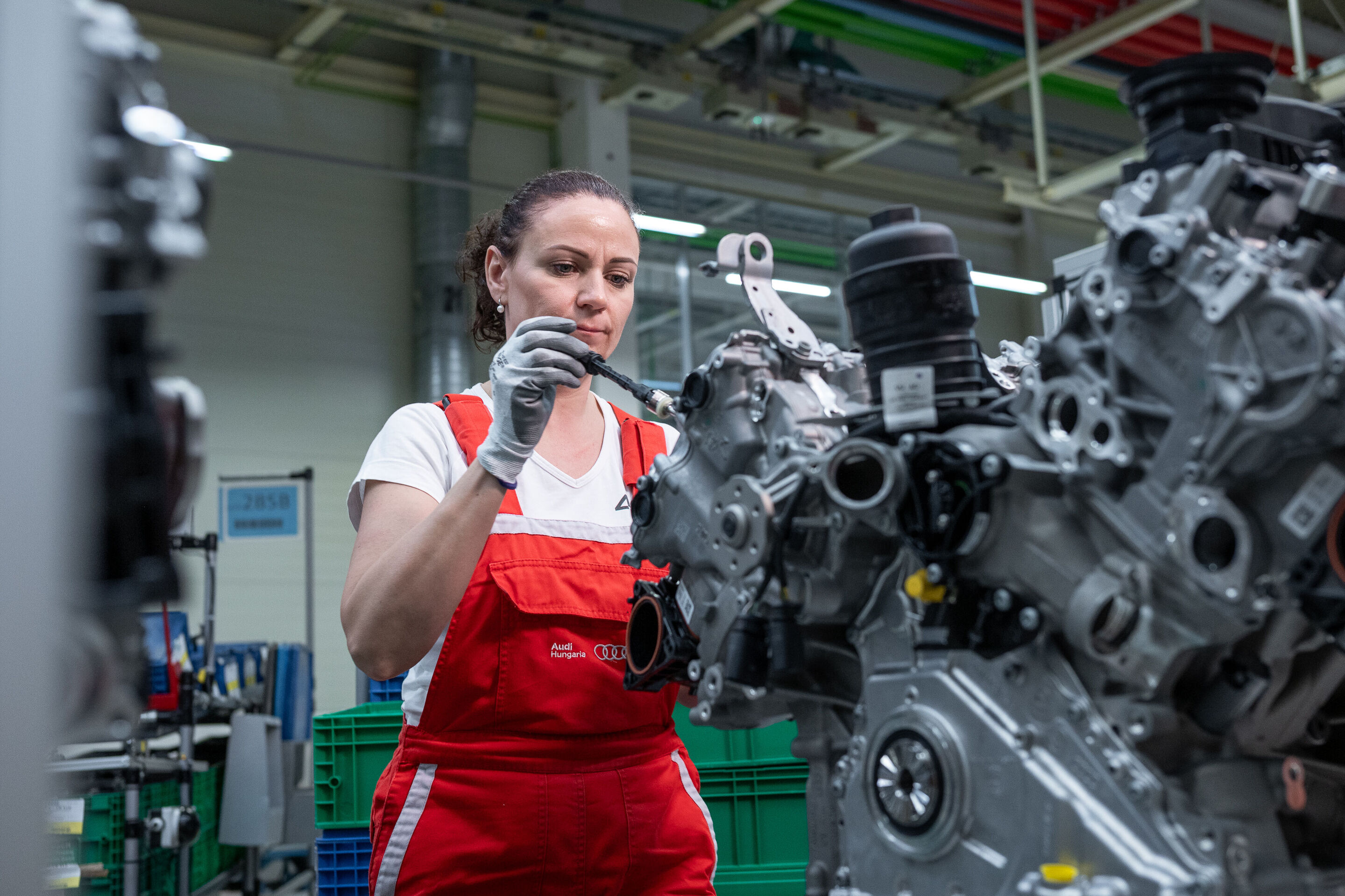 AUDI HUNGARIA Zrt. - Audi Hungaria: stable production volume and increased efficiency in fiscal year 2025