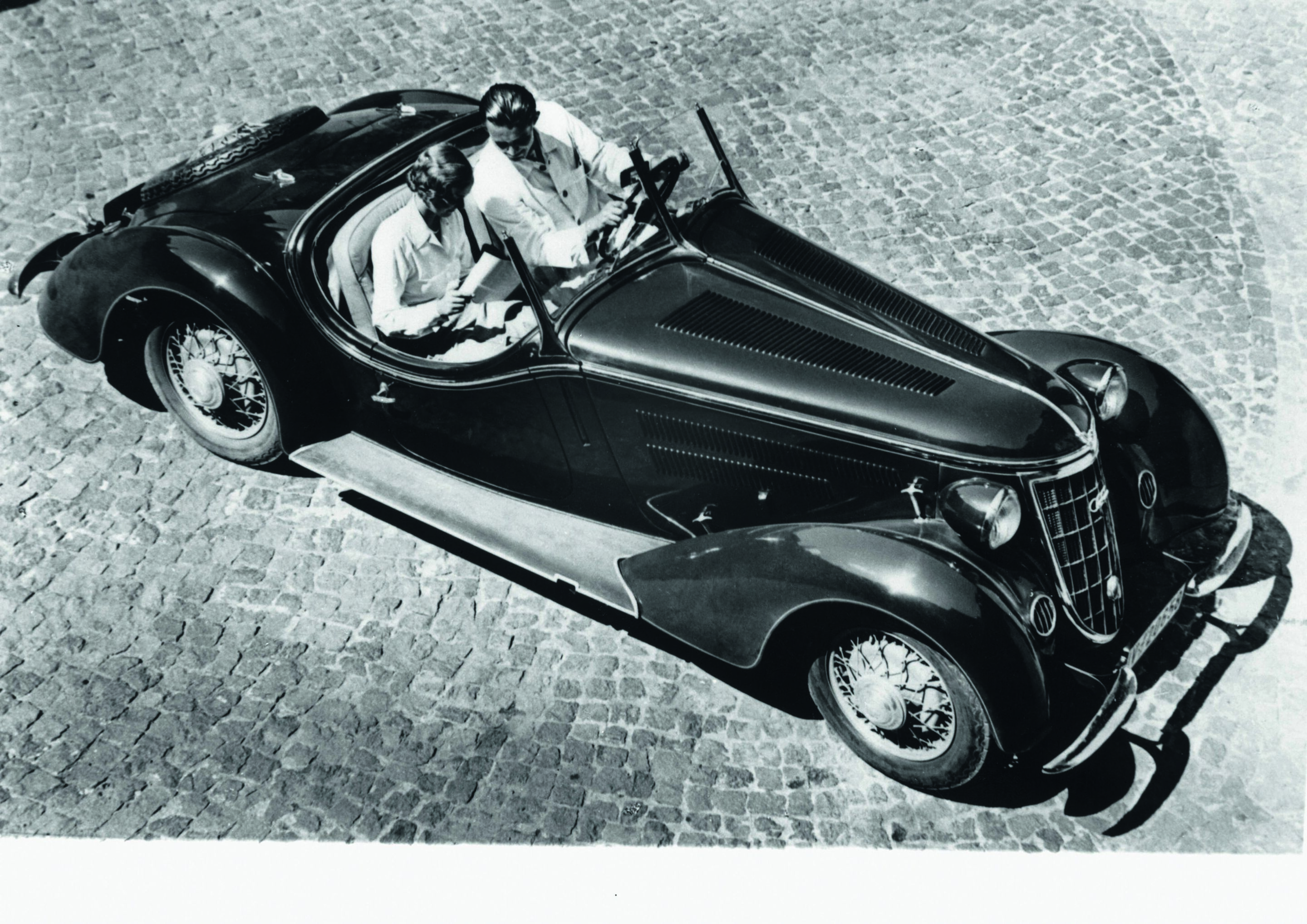 Anniversary magazine History - Wanderer W 25 K Roadster