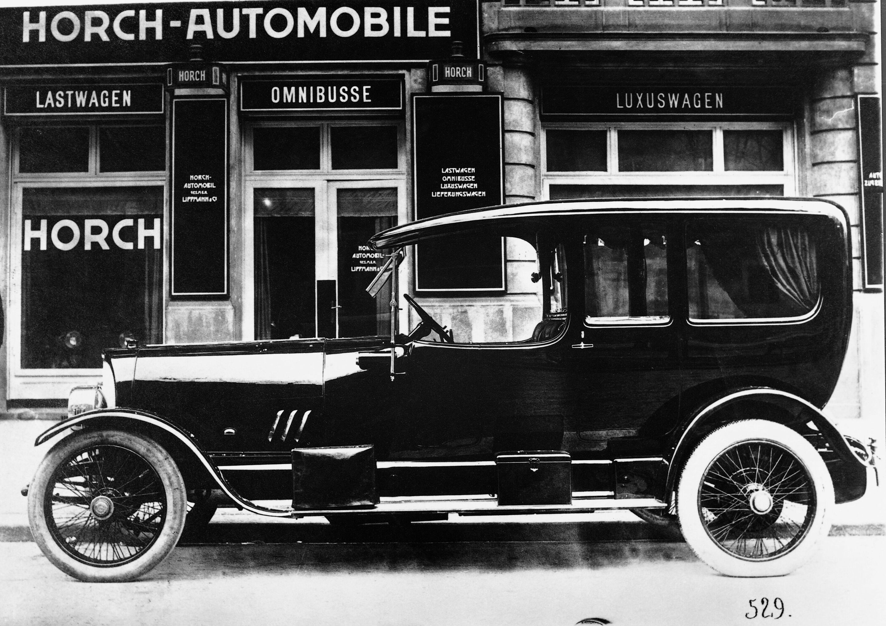 Horch 14/40 hp, saloon limousine, 4 cylinder 1913 model - Horch 14/40 hp, saloon limousine, 4 cylinder 1913 model