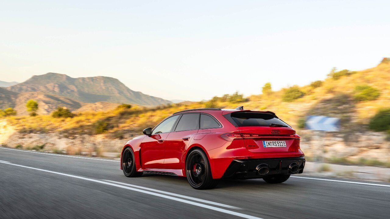 Audi RS 5 Avant, Audi RS 5 Sedan – Trailer (dynamic)